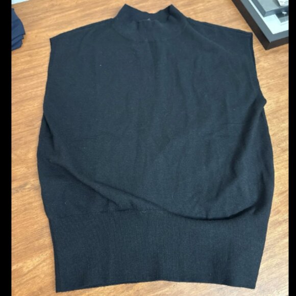 ANN TAYLOR WEDGE MOCK SLEEVELESS SWEATER SHELL NWOT $60 L BLACK - Picture 4 of 7